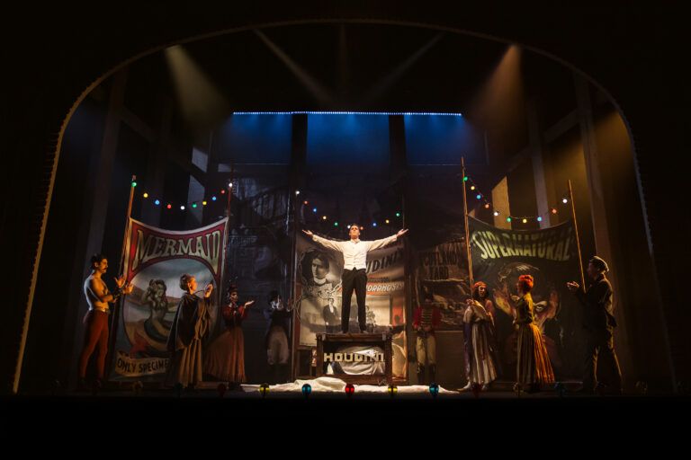 Houdini: Un musical mágico. Más allá del mito y la canción